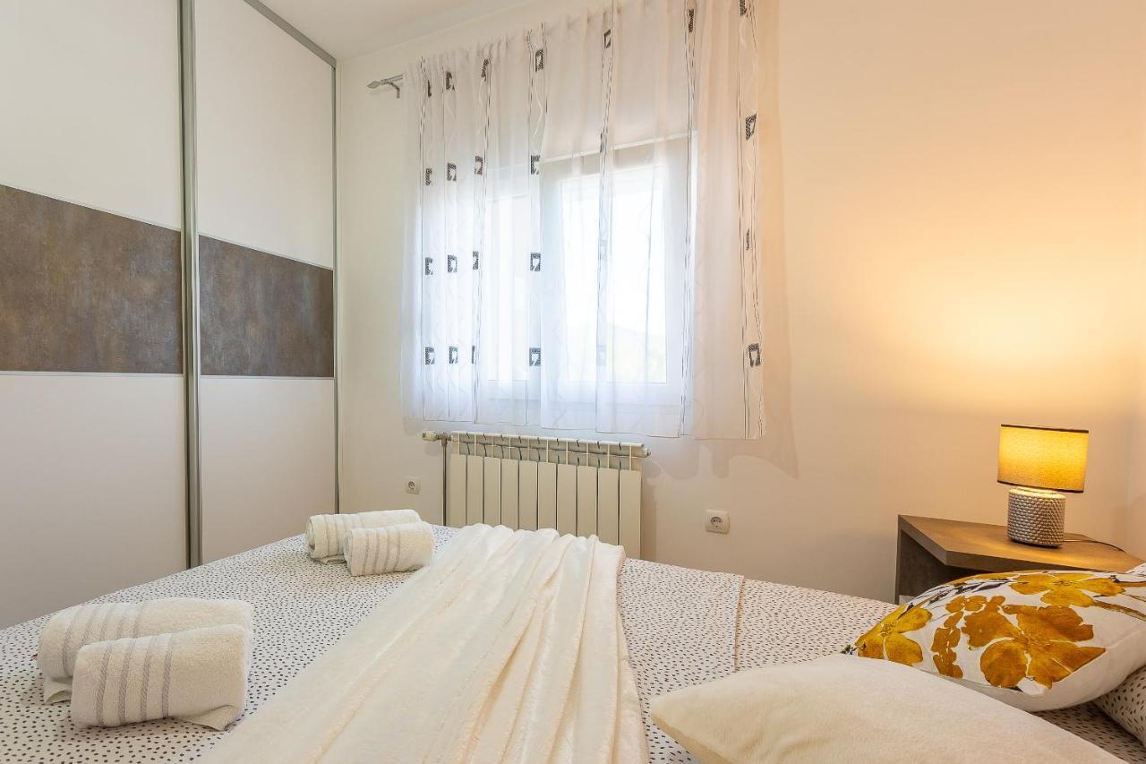 Villa Maris Dugopolje Ngoại thất bức ảnh