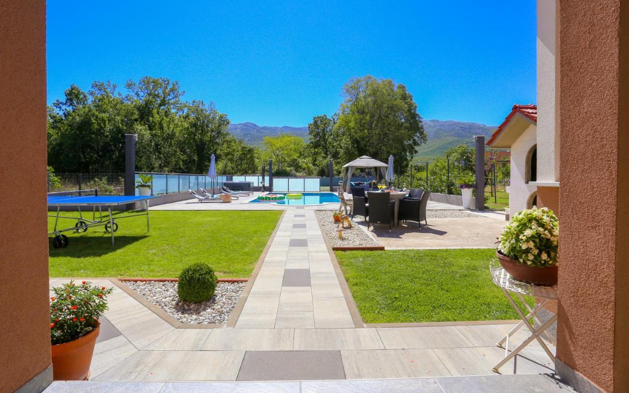 Villa Maris Dugopolje Ngoại thất bức ảnh
